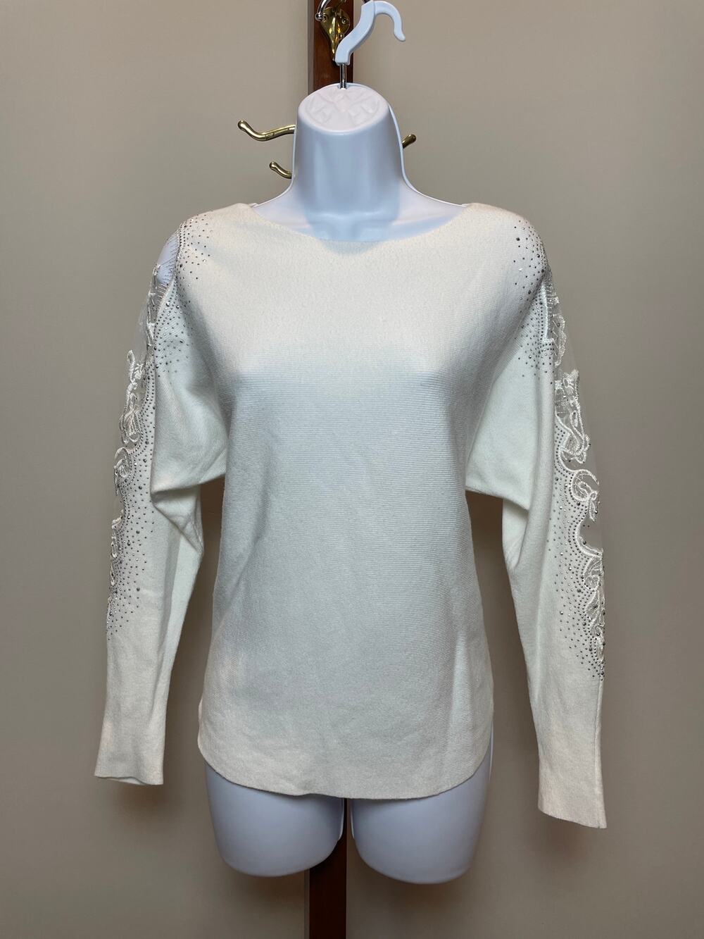 LIV Milano White Sweater Chiffon Embroidered Cutout Rhinestone Sleeve Size M NWT